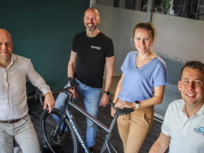 Pedaleur Bikes en Fysiotherapie & Leefstijl Engelaar bundelen technische en medische kennis om fietsers blessurevrij te laten presteren!