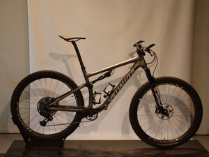 Specialized Epic Evo Expert Maat L