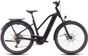 Cube Kathmandu Hybrid EXC 800